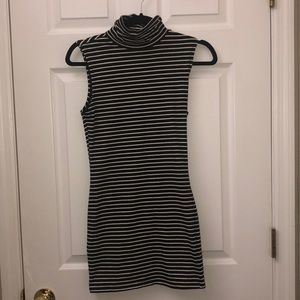 Forever 21 dress black and white Stripes